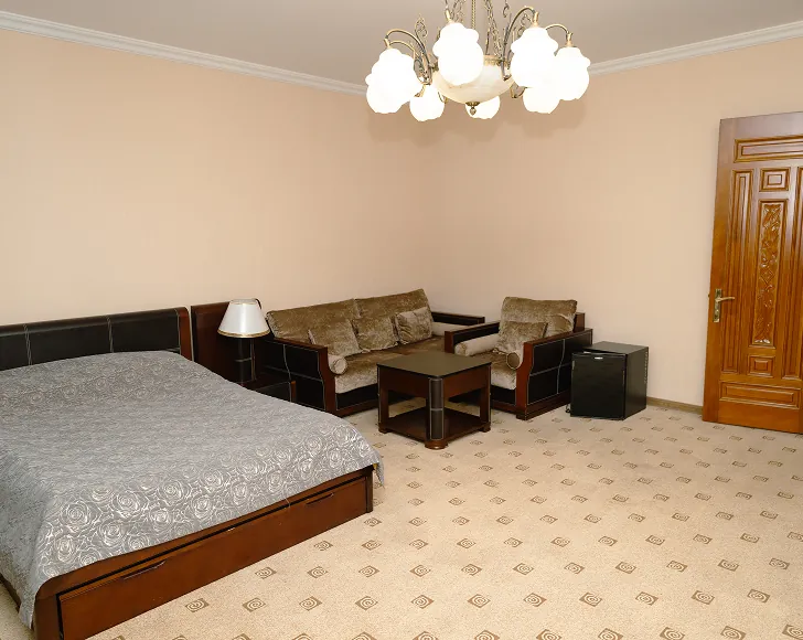 Люкс dbl з диванчиком