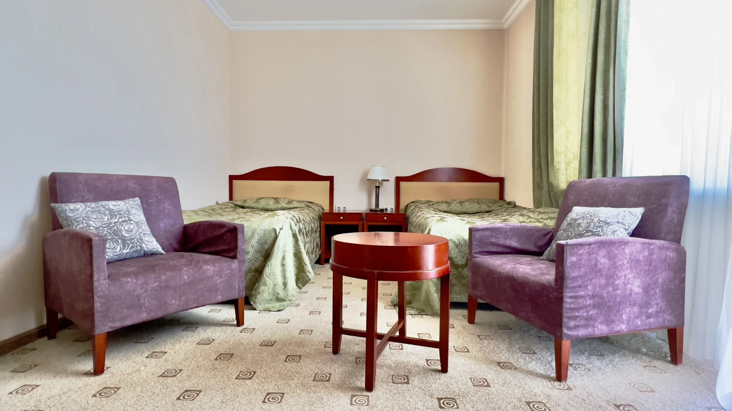 Напівлюкс twin