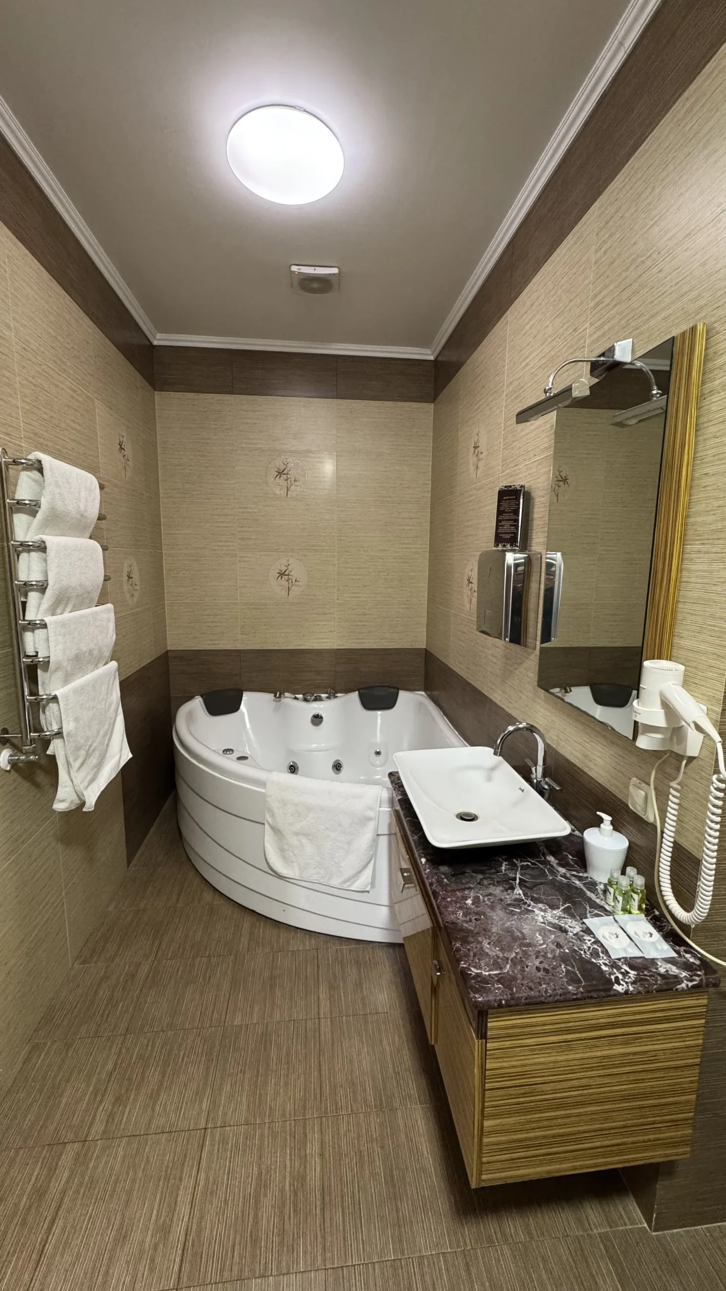 Люкс двокімнатний dbl