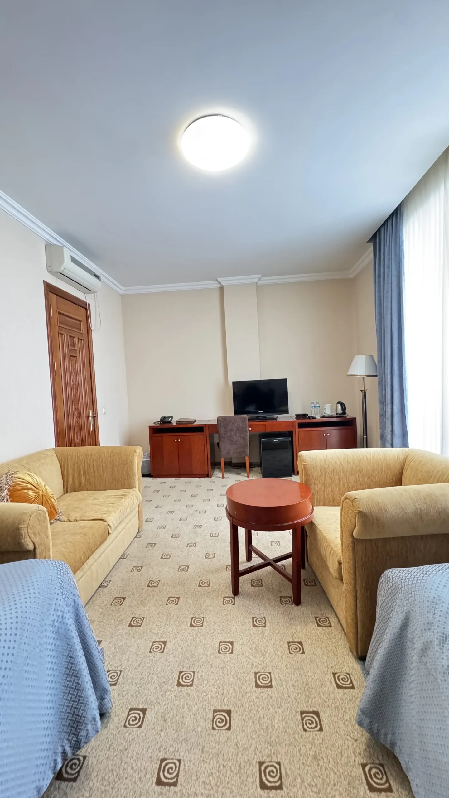 Напівлюкс twin з диванчиком