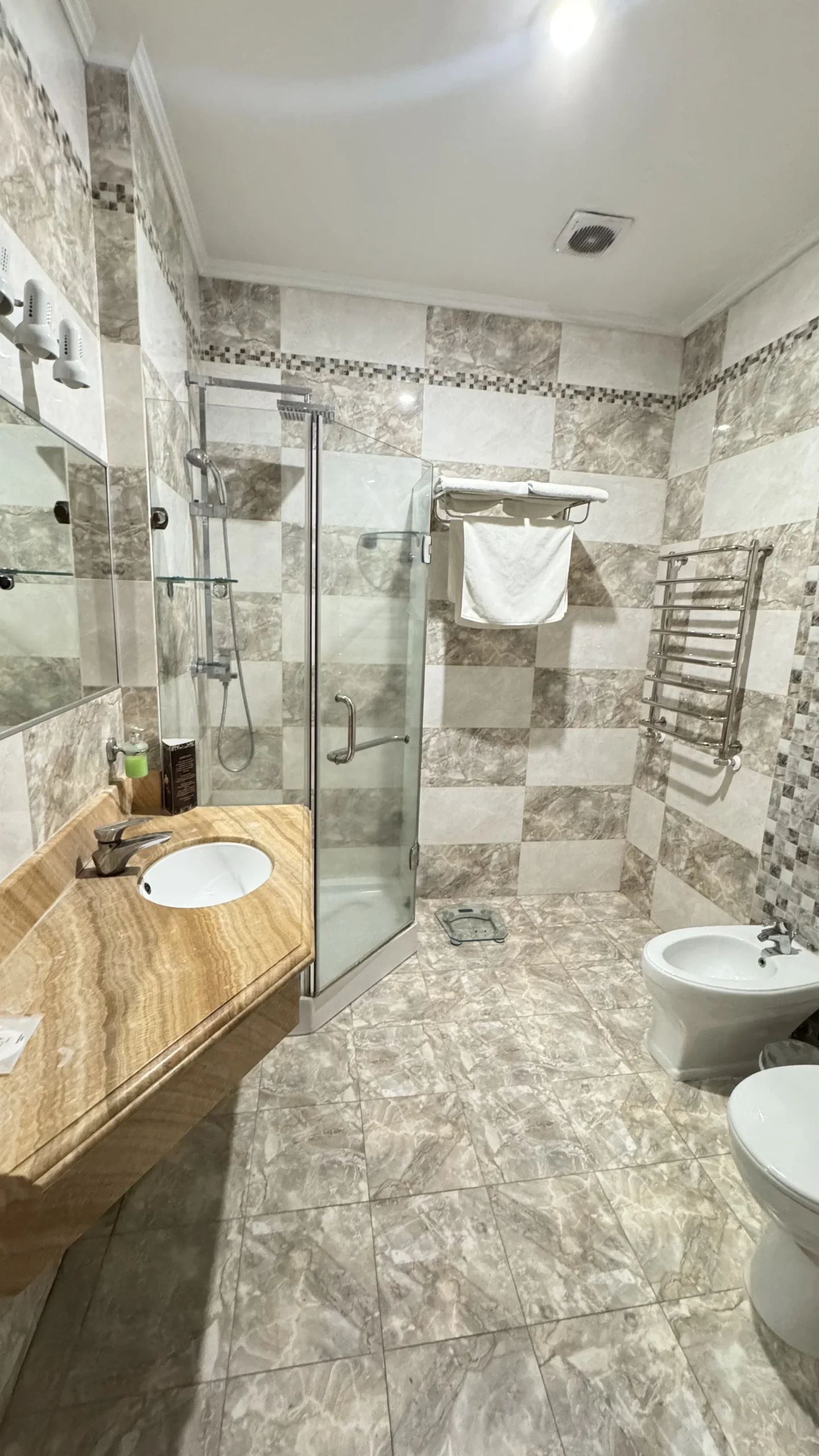 Покращений напівлюкс dbl з диванчиком