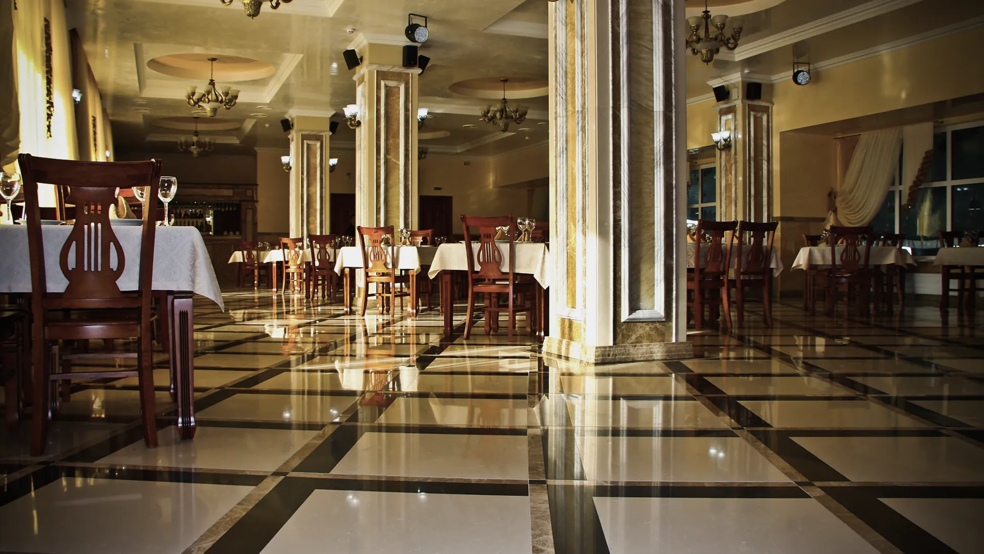 ресторан “Parade allure”